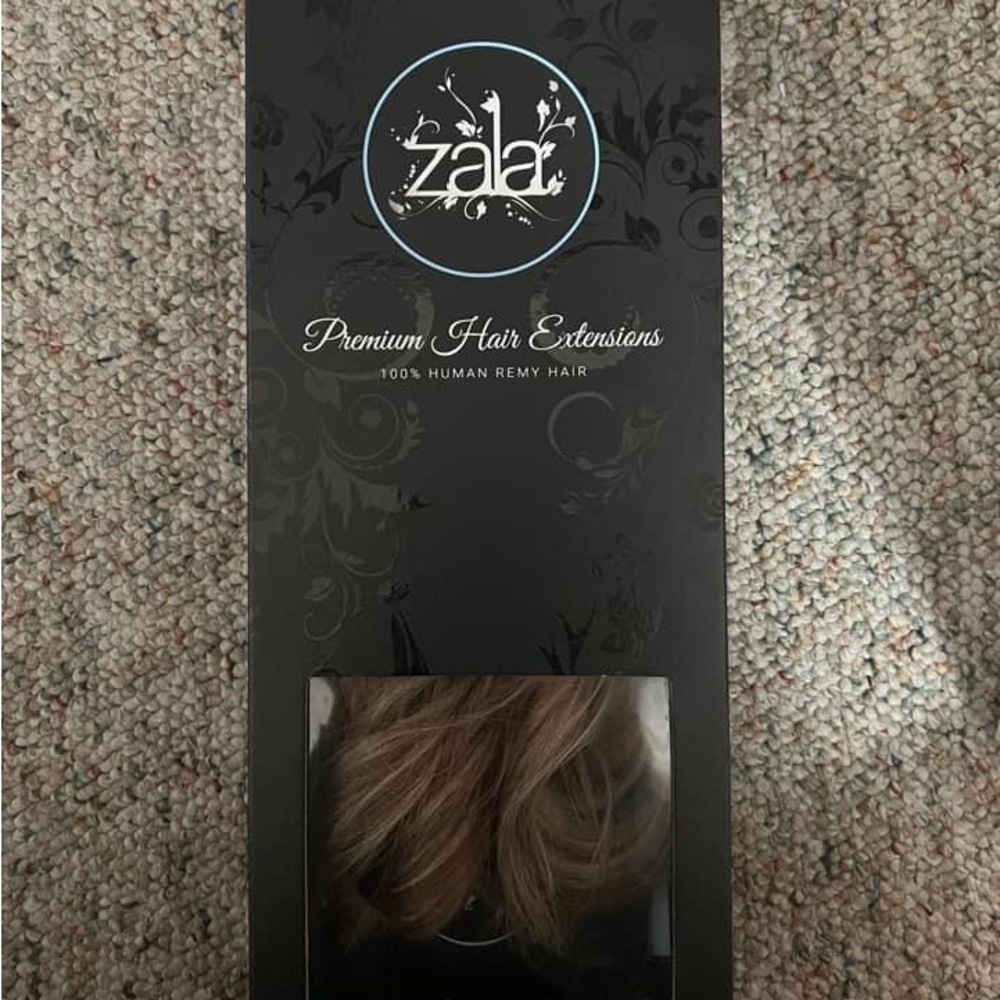 Hair extensions (Halo)